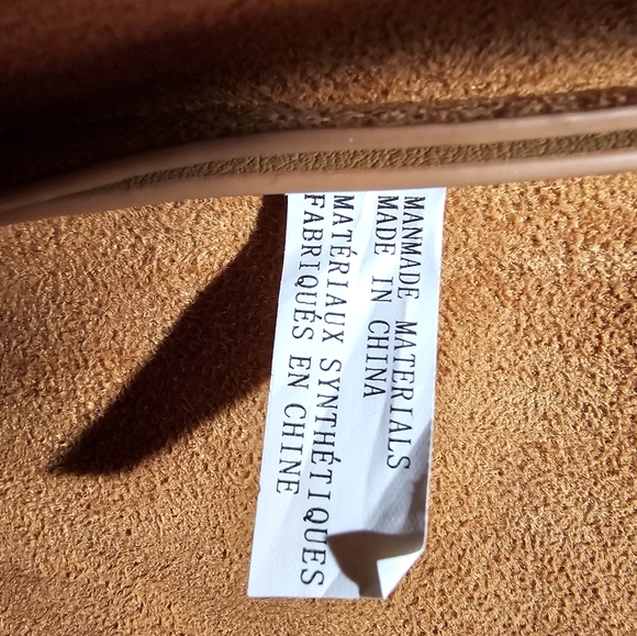 Vegan leather bucket handbag, Expressions NYC, EUC - Picture 2 of 11